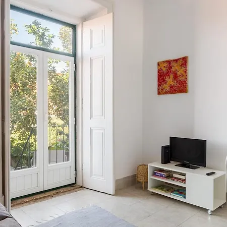 T1 With A Garden In The Heart Of Апартаменты Лиссабон